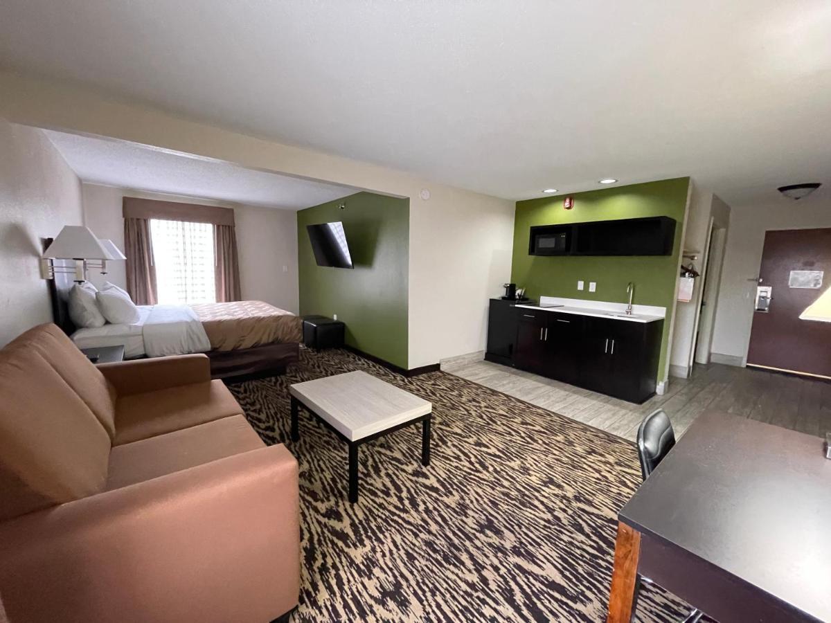 Quality Inn & Suites Clemmons I-40 Exteriér fotografie