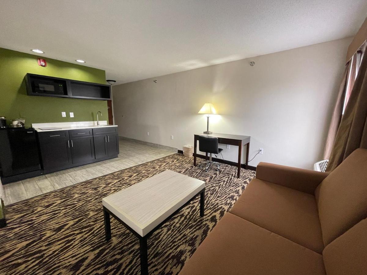 Quality Inn & Suites Clemmons I-40 Exteriér fotografie